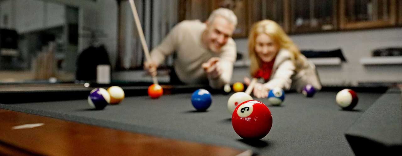Marcus Dienst am Billard-Tisch Marcus Dienst am Billard-Tisch